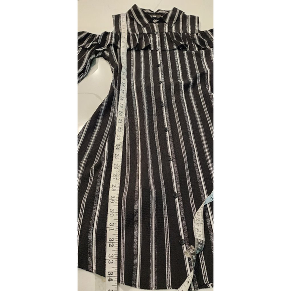 IZ Byer Black White Striped Cold Shoulder Ruffle Shirt Dress Belt M - Picture 10 of 11
